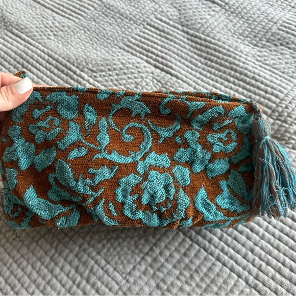 Y2K Boho Zara Woven Velvet Clutch Handbag with Tassel Pull🤎🩵 - Picture 7 of 7